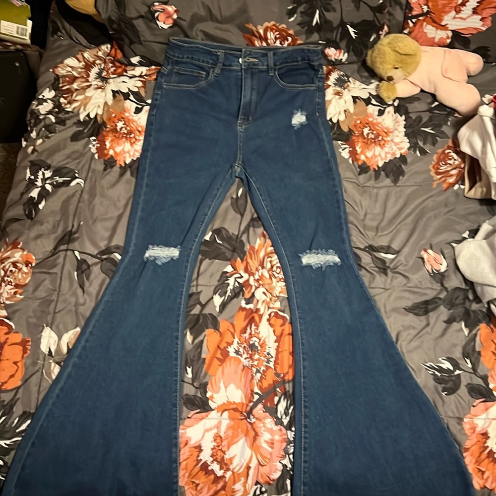 They’re in super good quality and were never used but definitely look amazing!!